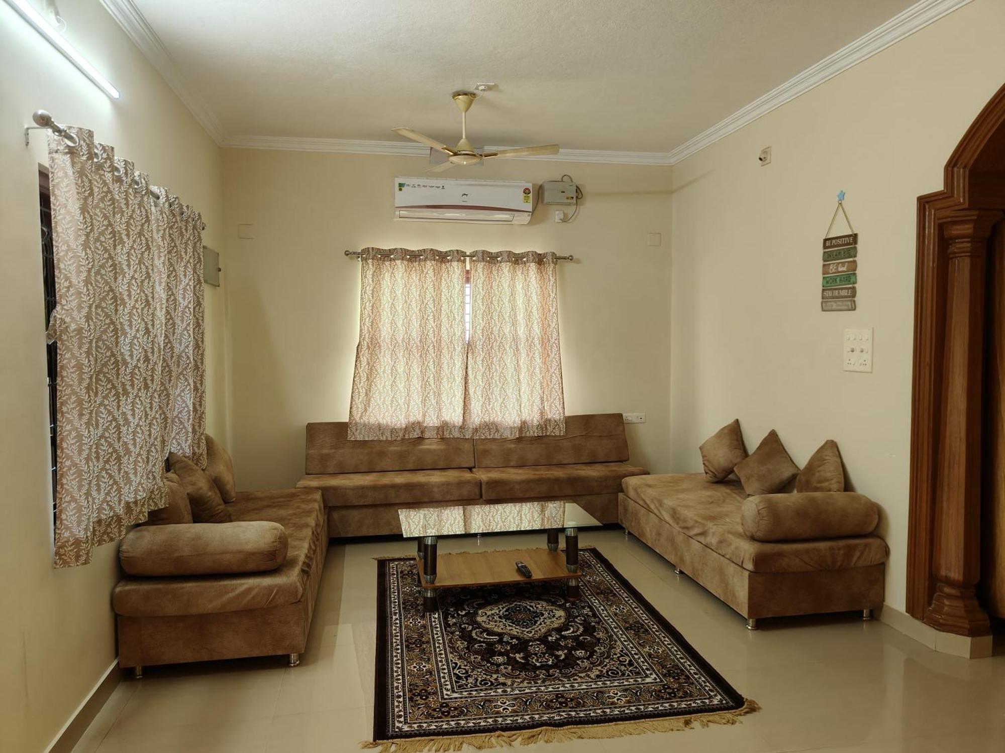 Sharvari Home Stay 우두피 외부 사진
